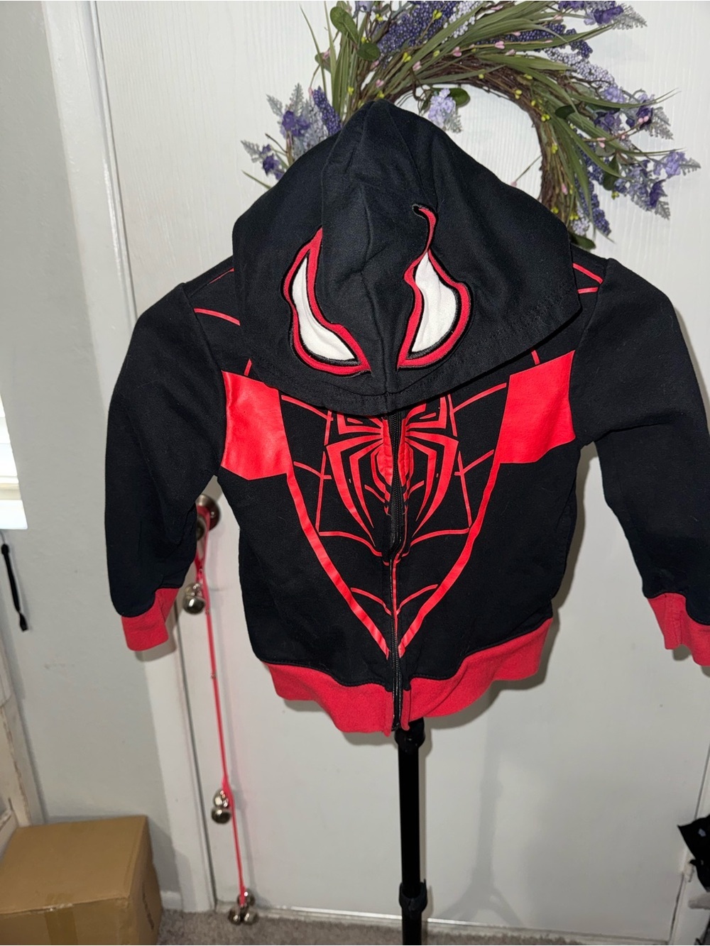 Marvel Miles Morales Spiderman Sweatshirt Hoodie Eye Mask Size XS 4/5